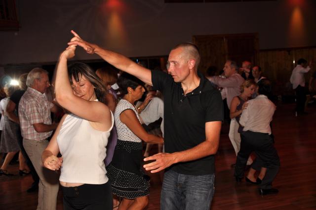 min 2010 09 05 station danse 084